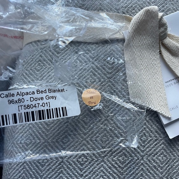 🆕The Citizenry LA CALLE ALPACA BED BLANKET Dove Grey Diamond Throw - Picture 8 of 9